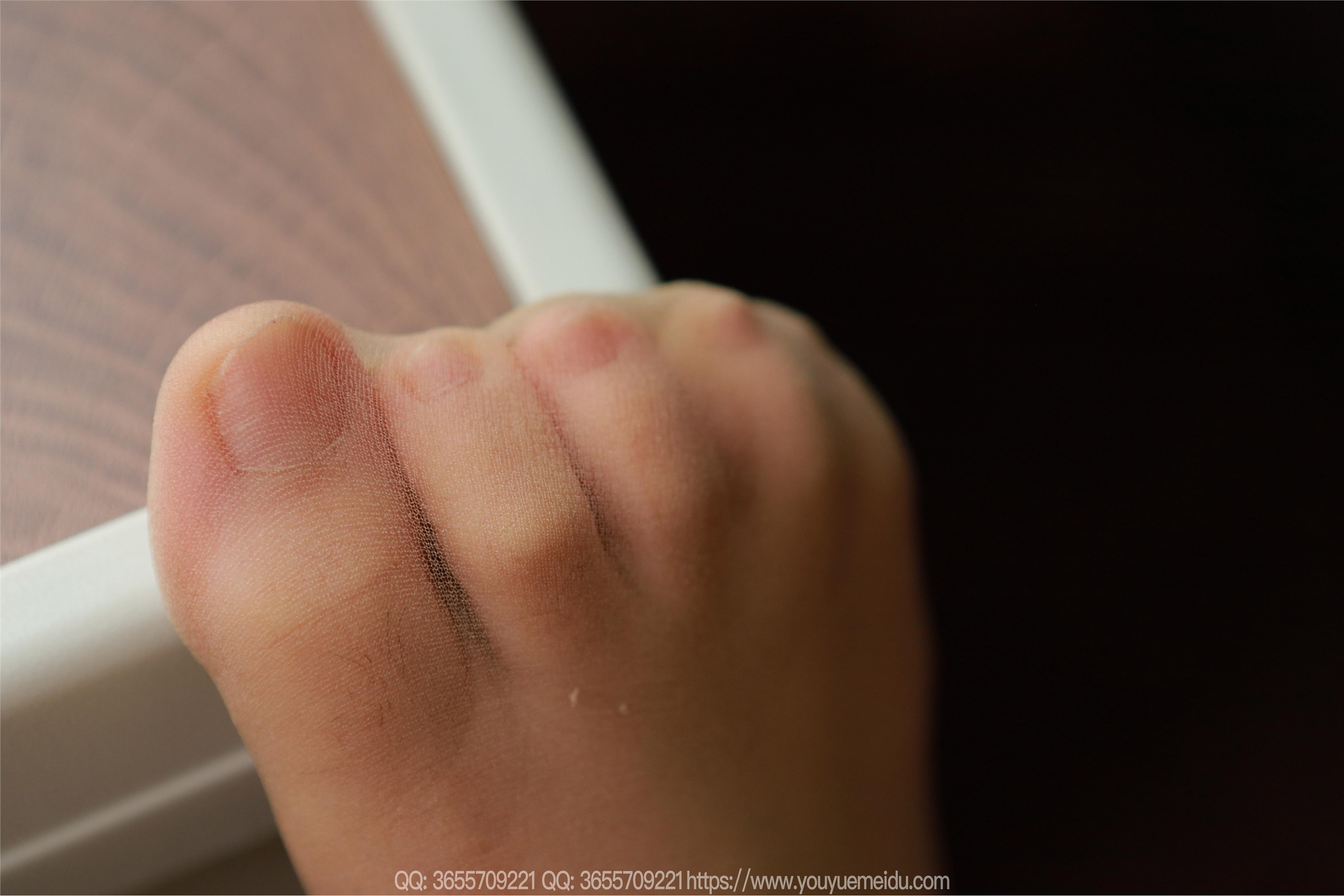 IESS异思趣向  2025.05.13 丝享家 2052 小金《丝丝入扣》